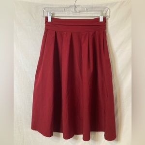 Red classy midi skirt❤️